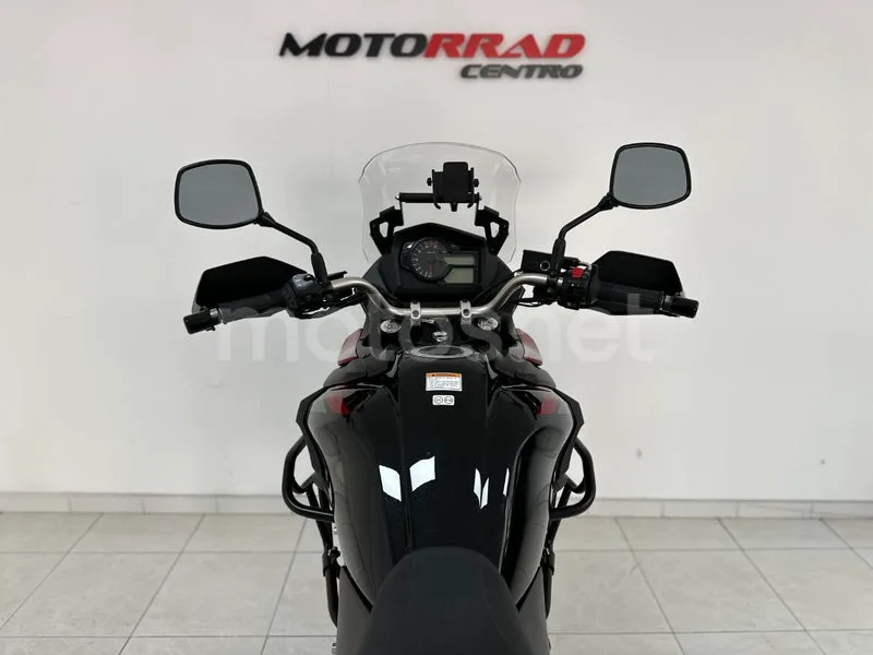 Suzuki V-Strom 650XT - Vista 7