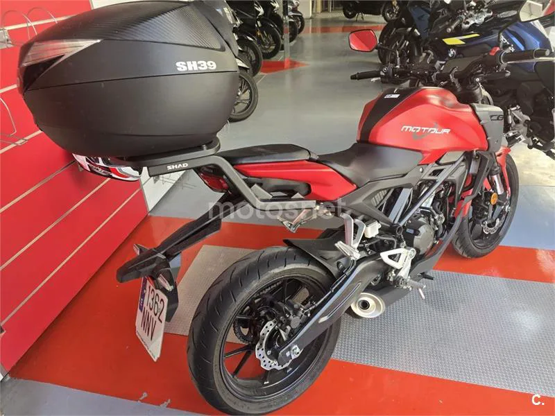 Honda CB125R - Vista 5
