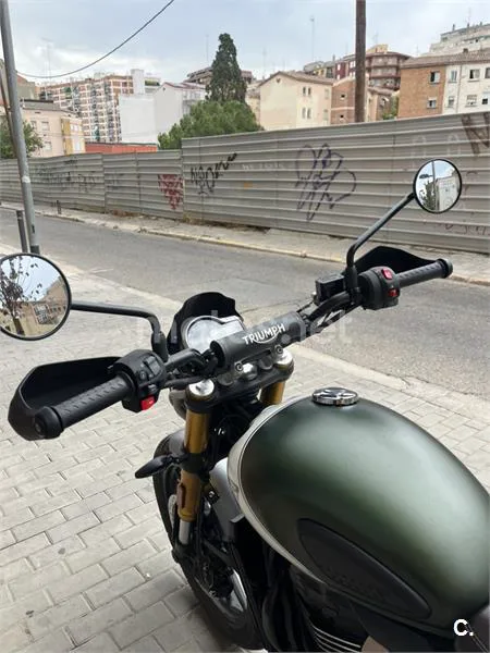 Triumph Scrambler 400 X - Vista 5