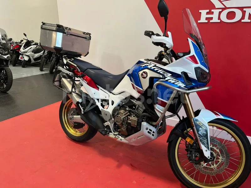 Honda CRF1000L Africa Twin - Vista 4