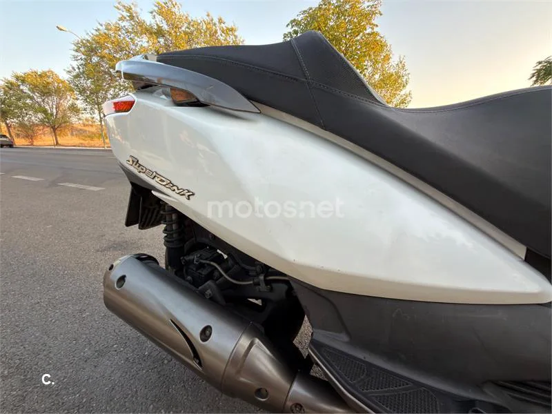 Kymco Super Dink 125 - Vista 13