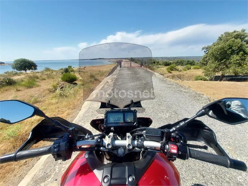 Yamaha MT-09 Tracer - Vista 15