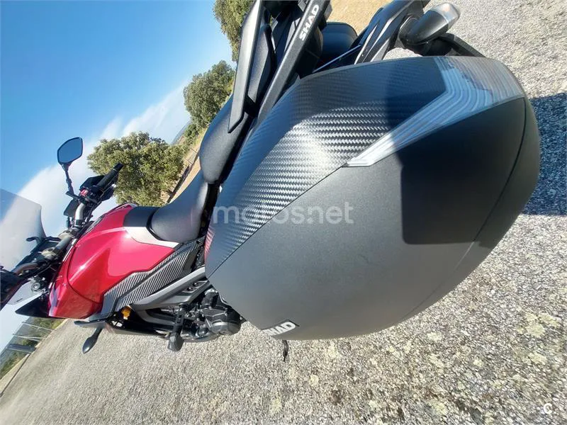 Yamaha MT-09 Tracer - Vista 20