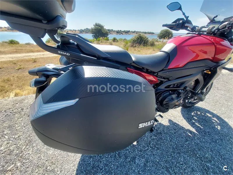 Yamaha MT-09 Tracer - Vista 22