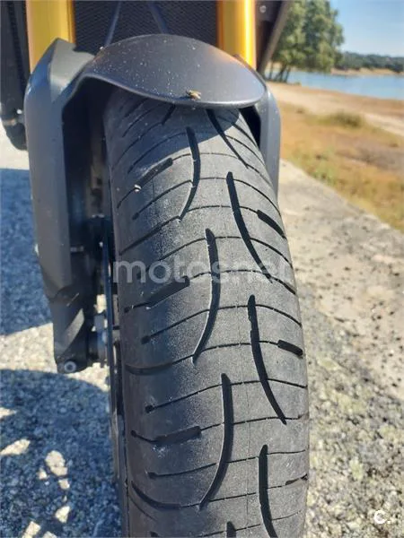 Yamaha MT-09 Tracer - Vista 8