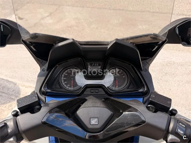 Honda Forza 125 - Vista 4