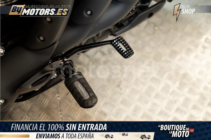 Triumph Rocket 3 - Vista 11