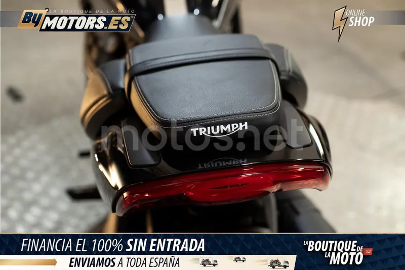 Triumph Rocket 3 - Vista 19