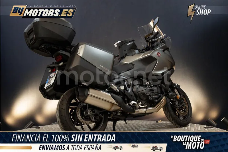 Honda NT1100 - Vista 3