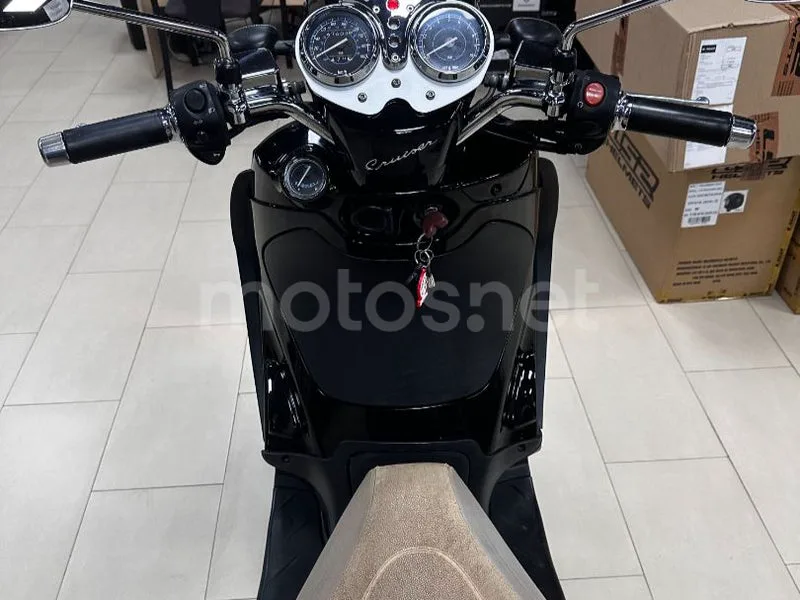 Piaggio Beverly 250 - Vista 5