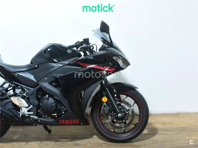 Yamaha YZF-R3 - Vista 4