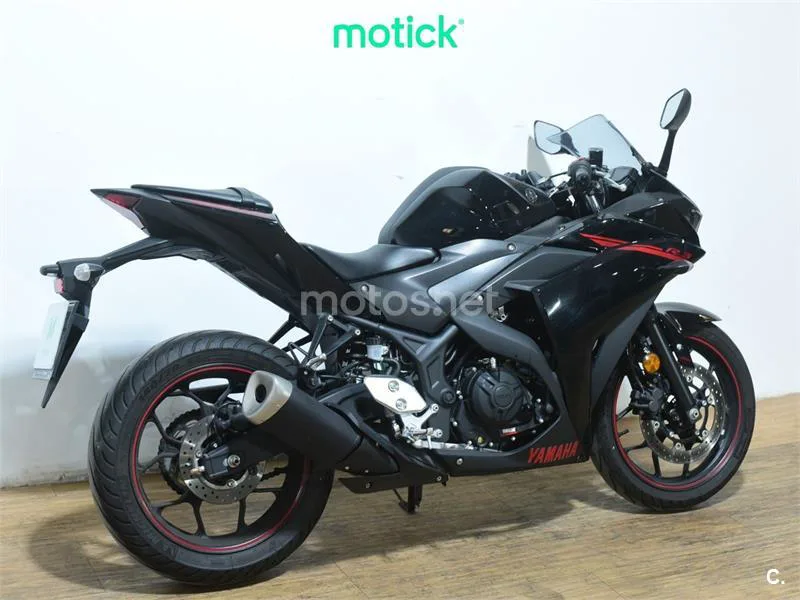 Yamaha YZF-R3 - Vista 10