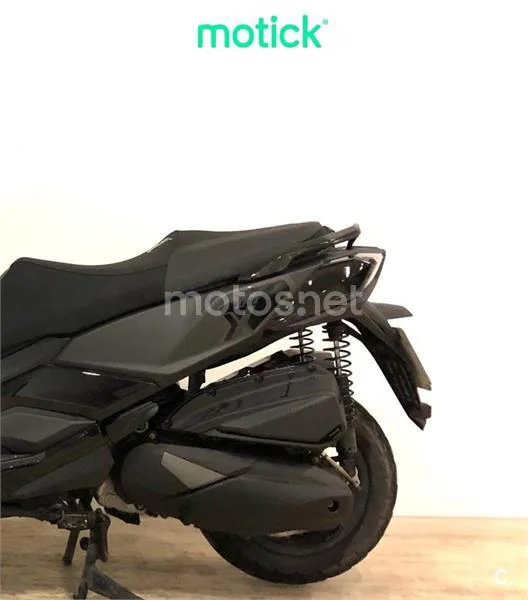 Kymco DTX 350 - Vista 8