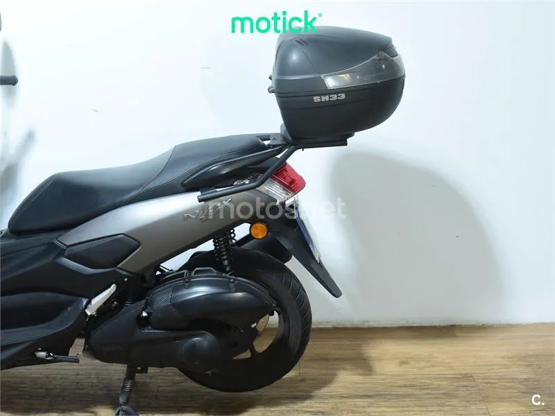 Yamaha NMAX - Vista 9