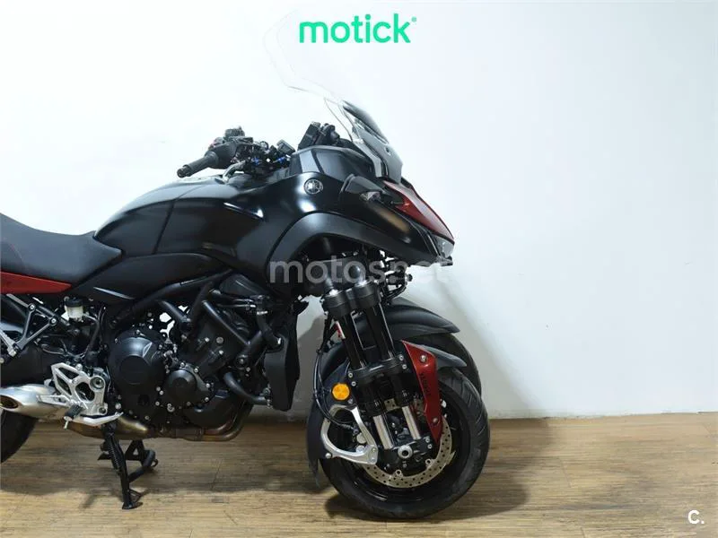Yamaha Niken - Vista 4