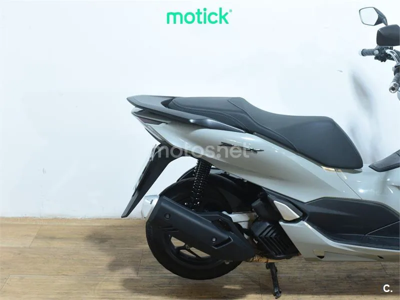 Honda PCX125 - Vista 3