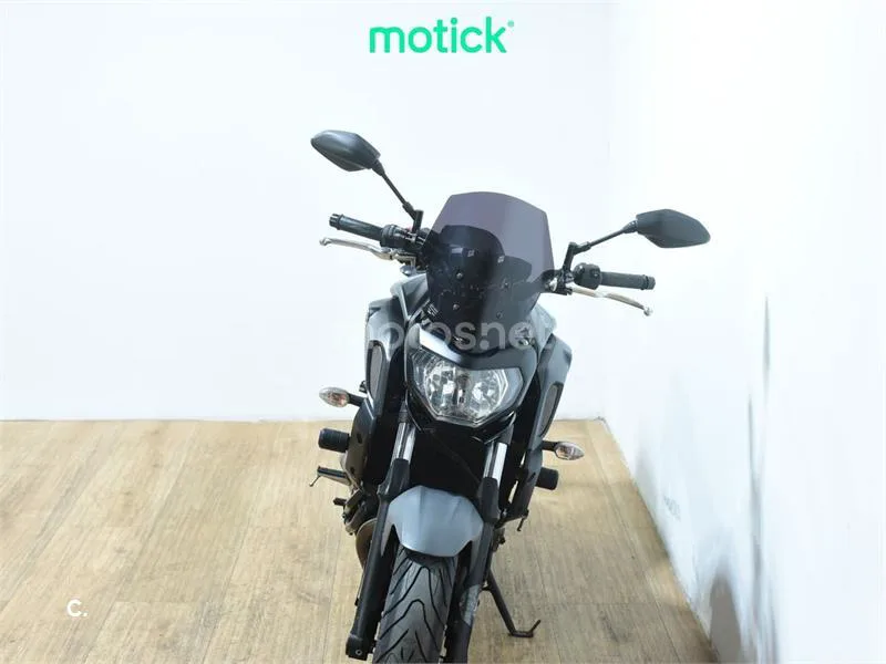 Yamaha MT-07 - Vista 11