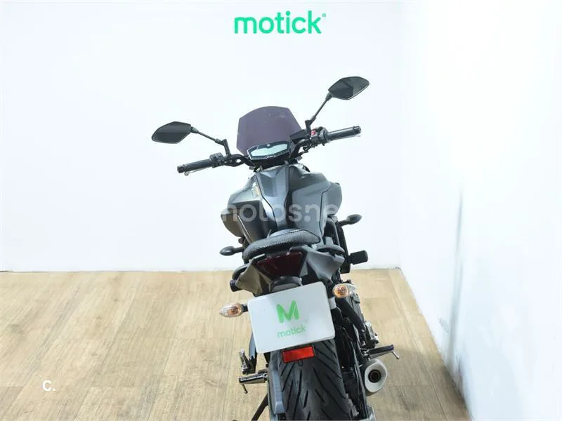 Yamaha MT-07 - Vista 6