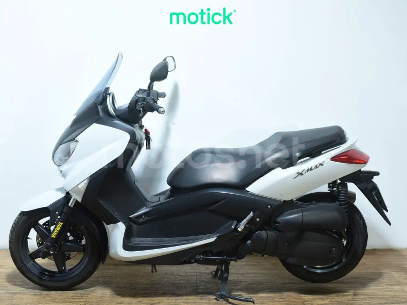 Yamaha XMAX 125 - Vista 7
