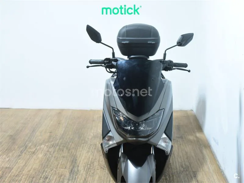 Yamaha NMAX - Vista 11