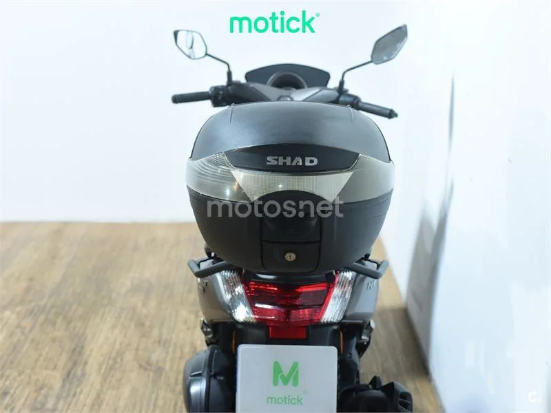 Yamaha NMAX - Vista 6