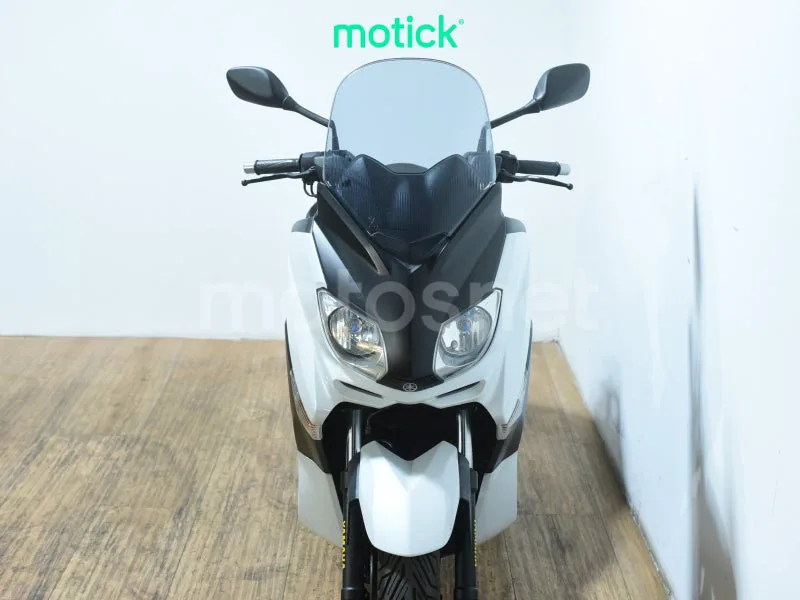 Yamaha XMAX 125 - Vista 11