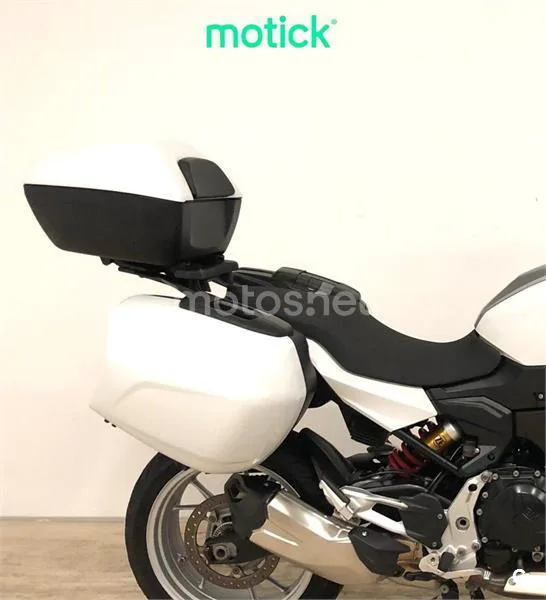BMW F 900 XR - Vista 3