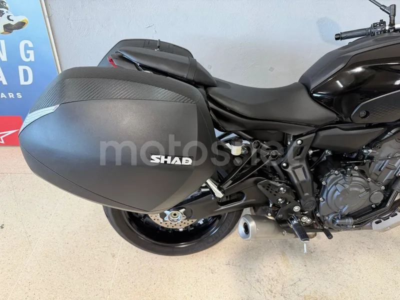 Yamaha MT-07 - Vista 6