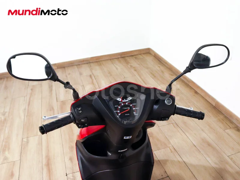 Honda Vision 110 - Vista 11