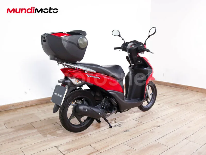 Honda Vision 110 - Vista 3