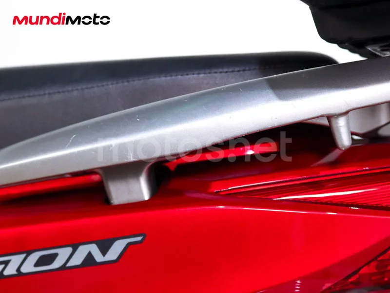 Honda Vision 110 - Vista 26