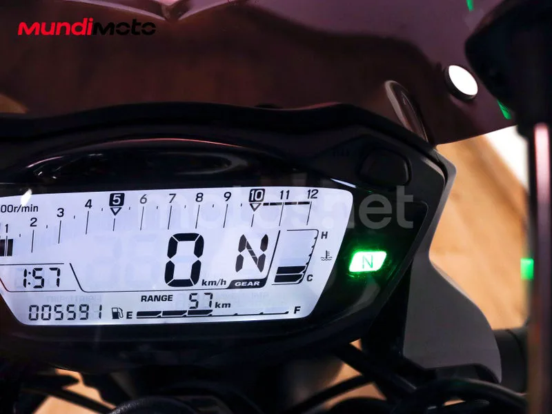 Suzuki SV650 - Vista 12