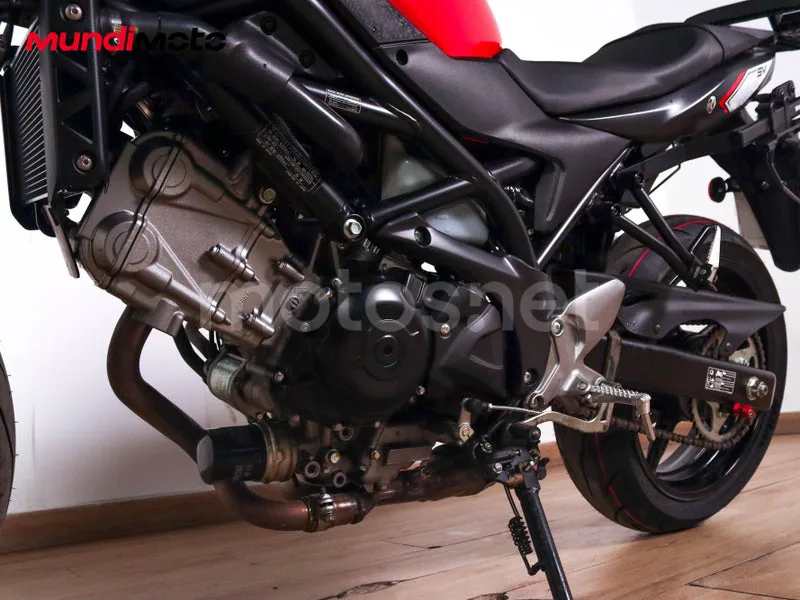 Suzuki SV650 - Vista 10
