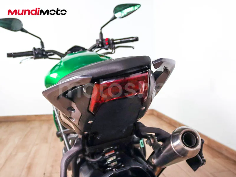 Benelli 752 S - Vista 9