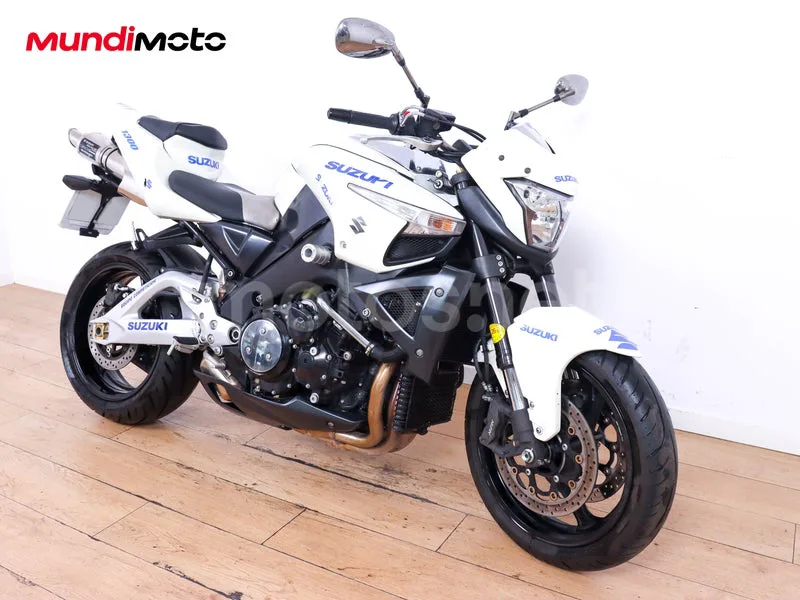 Suzuki B-King 5999 € 2007 Madrid - 2
