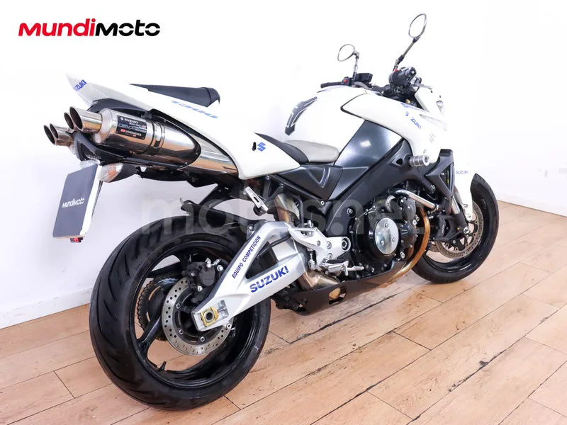 Suzuki B-King - Vista 3