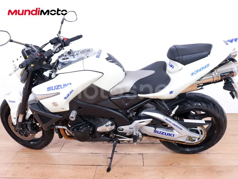Suzuki B-King - Vista 6