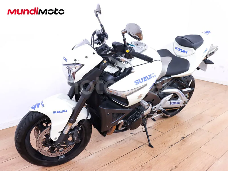 Suzuki B-King - Vista 7