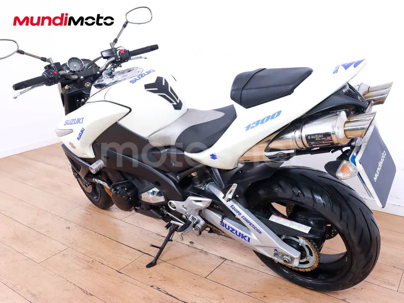 Suzuki B-King - Vista 8
