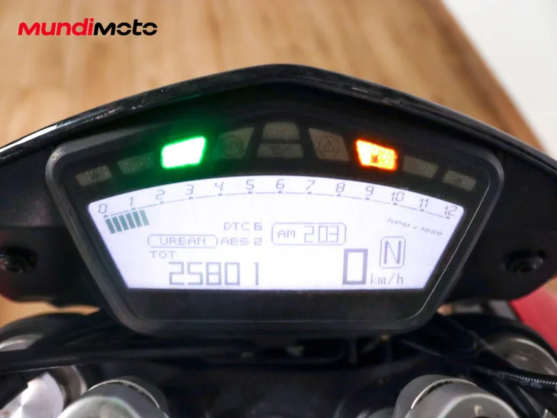 Ducati Hypermotard 939 - Vista 12