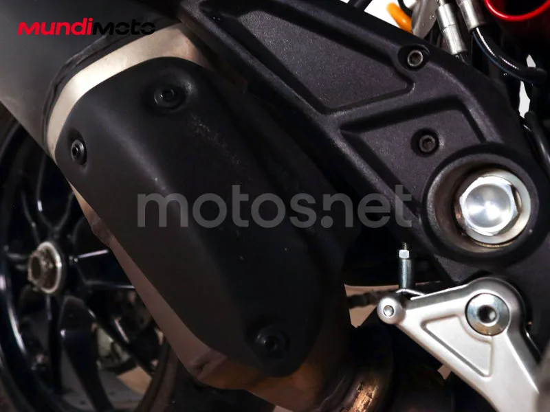 Ducati Hypermotard 939 - Vista 18