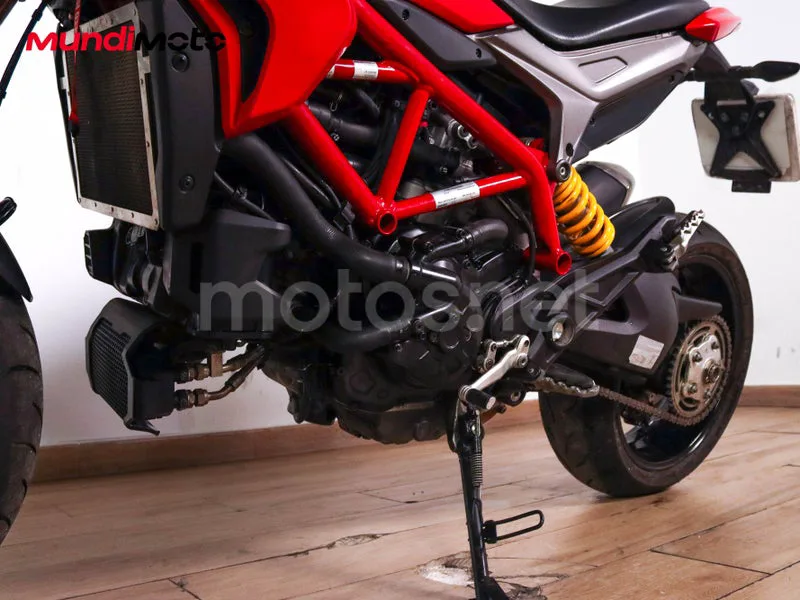 Ducati Hypermotard 939 - Vista 10