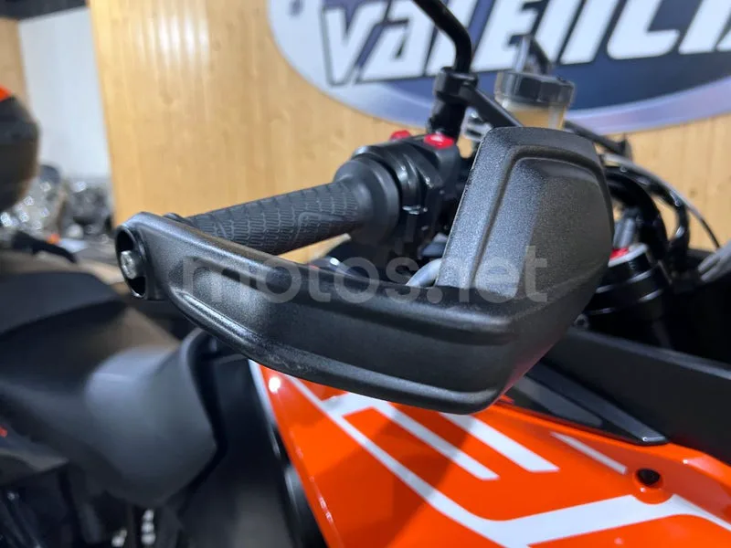 KTM 1290 Super Adventure - Vista 19
