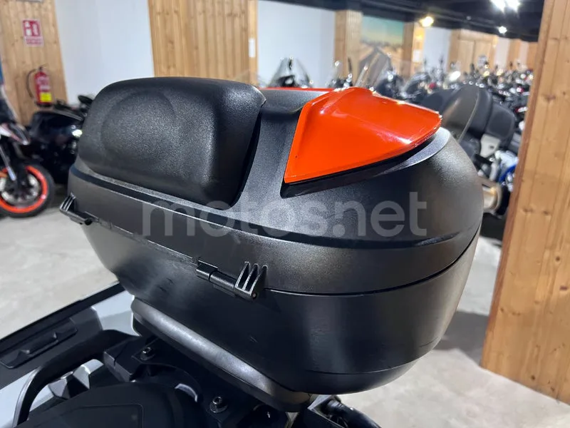 KTM 1290 Super Adventure - Vista 70