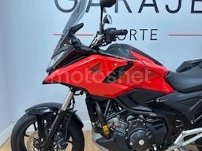 Honda NC750X - Vista 3