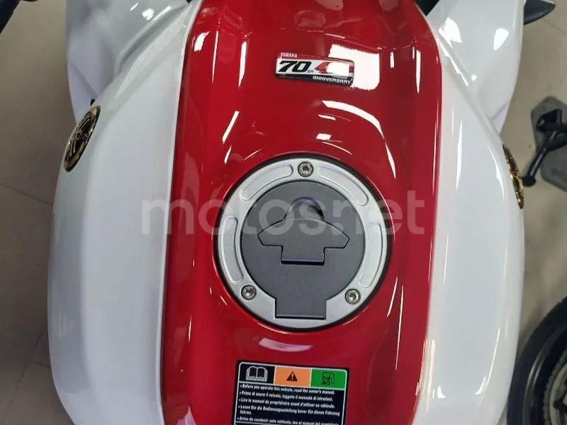Yamaha YZF-R125 - Vista 4