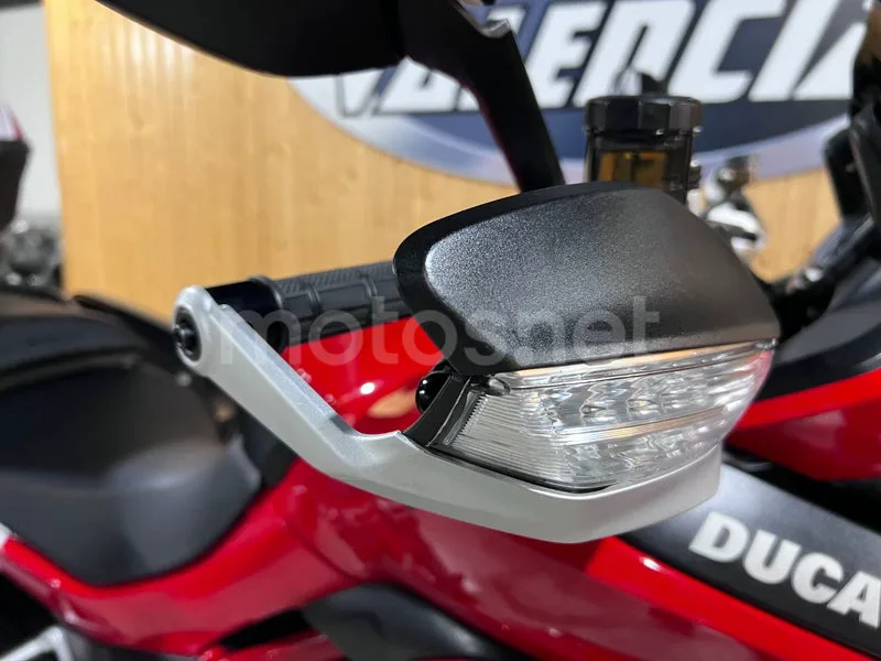 Ducati Multistrada 1200 - Vista 18