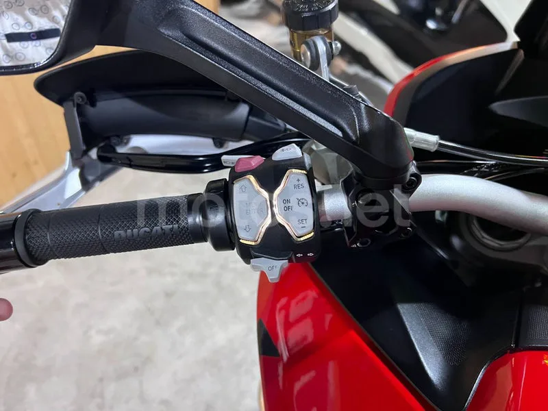 Ducati Multistrada 1200 - Vista 75