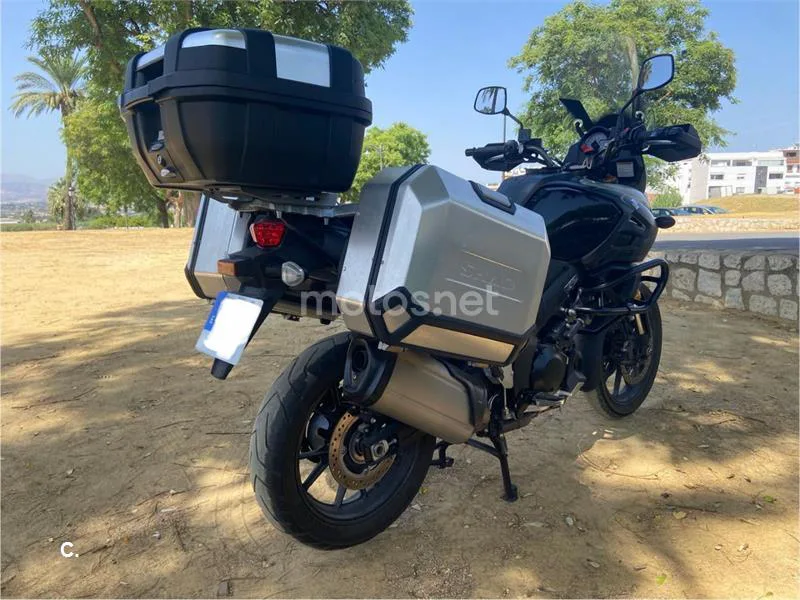Suzuki V-Strom 1000 - Vista 5