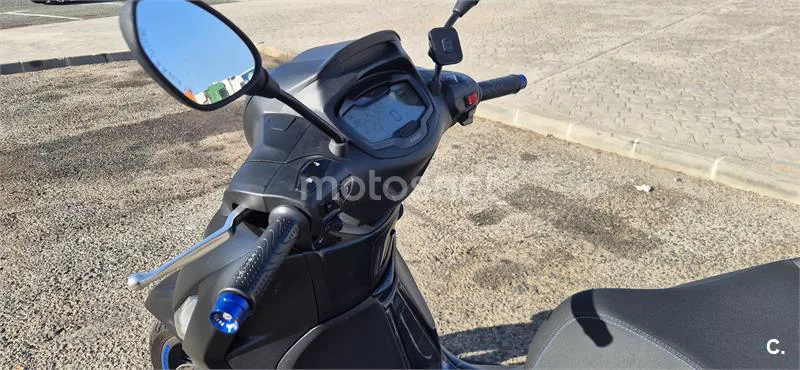 Piaggio Beverly 310 - Vista 10